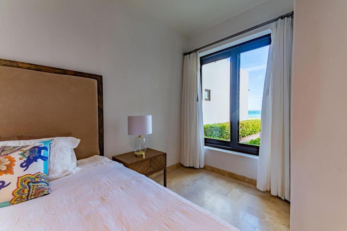 Playa de La Paz - luxury 2 bedroom condo ocean front Exterior foto