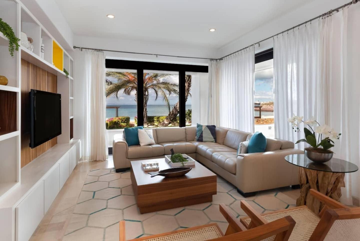 Playa de La Paz - luxury 2 bedroom condo ocean front Exterior foto