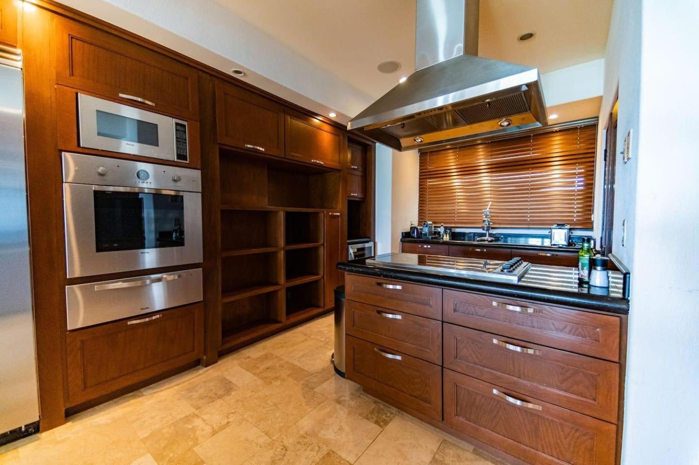 Playa de La Paz - luxury 2 bedroom condo ocean front Exterior foto